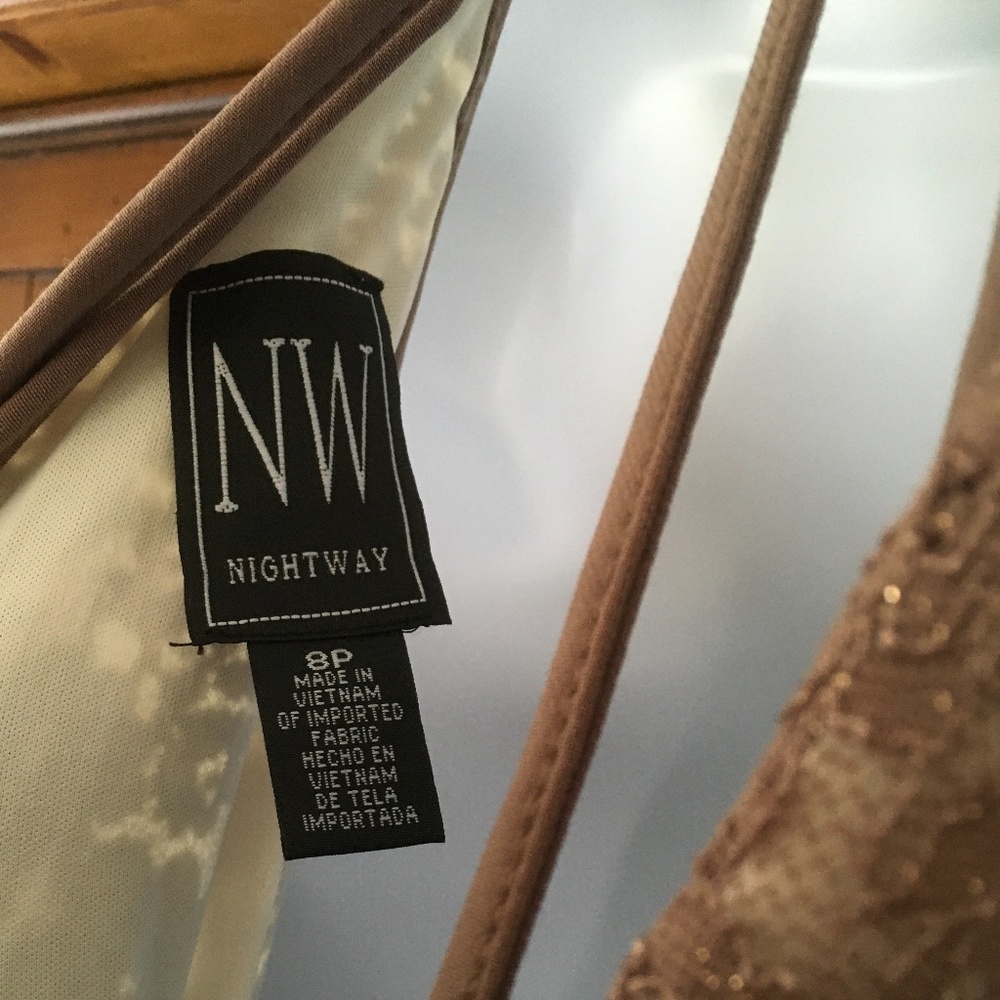 NightWay long dress - Picture 8 of 11